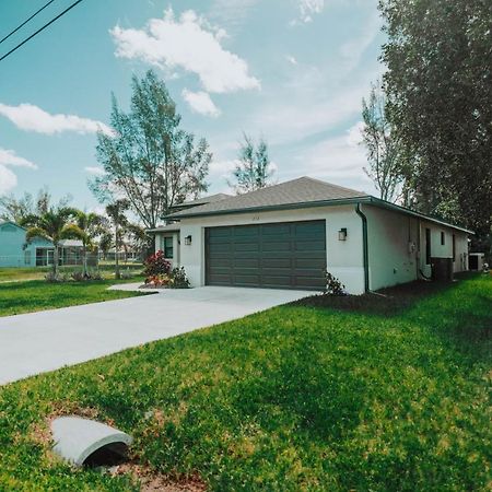 The Basilican Cape Coral Exterior photo