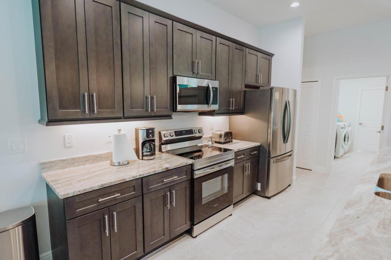 The Basilican Cape Coral Exterior photo